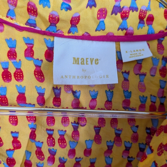 Maeve pineapple print Short-Sleeve Button-Down Top - Picture 3 of 4